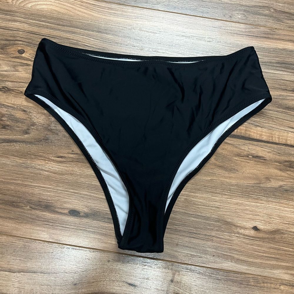 Beach Sissi large swim bottoms‎